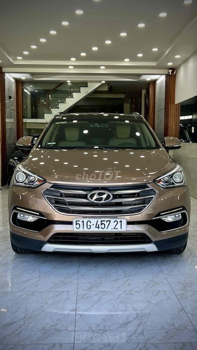 HYUNDAI SANTAFE 2017 máy dầu bản FULL OPTION.