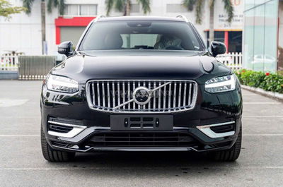 Volvo XC90 2025 Ultra, ưu đãi 50% phí trước bạ