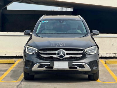 XHĐ CTY 1TỶ - GLC200 4Matic Xám Kem - 34.000km -