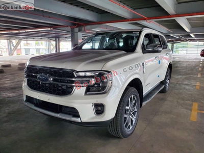 Xe Ford Everest Titanium 2.0L 4x2 AT 2025