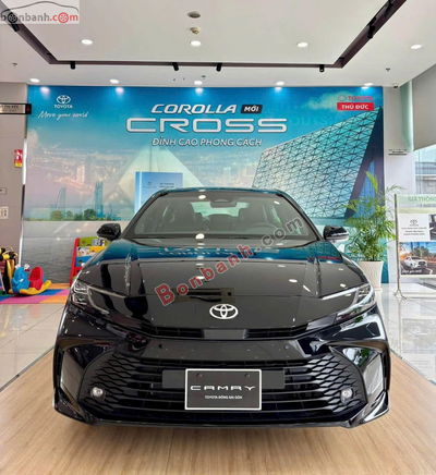 Xe Toyota Camry 2.0Q 2025