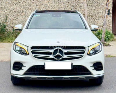 Mercedes-Benz GLC300 4Matic kính 3 lớp Apple Car
