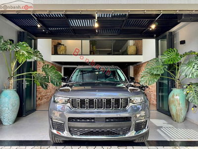 Xe Jeep Cherokee 2022