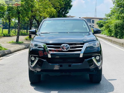 Xe Toyota Fortuner 2.7V 4x2 AT 2020