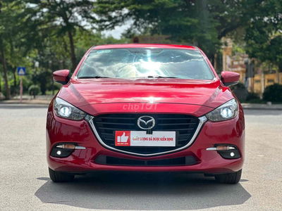 Mazda 3 2019 1.5L Luxury - 76000 km