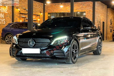 Xe Mercedes Benz C class C300 AMG 2021