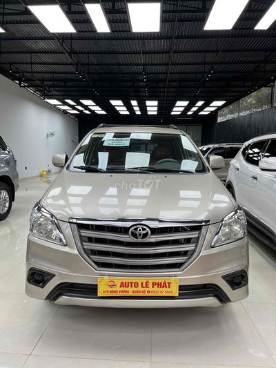 Toyota Innova 2014 2.0E - 100000 km
