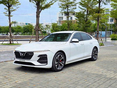 VinFast Lux A2.0 2021 2.0 AT - 35000 km