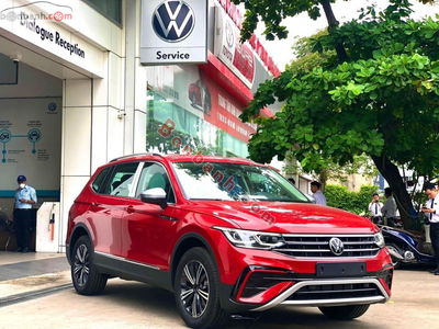 Xe Volkswagen Tiguan Allspace 2023