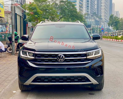 Xe Volkswagen Viloran Luxury 2024