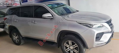 Xe Toyota Fortuner 2.4G 4x2 MT 2021