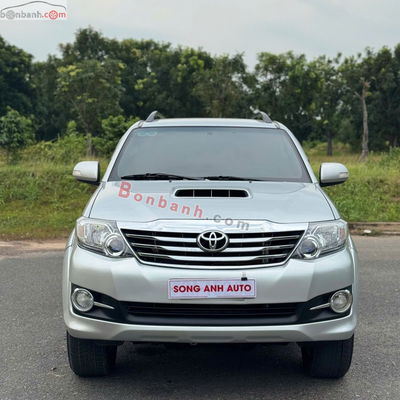 Xe Toyota Fortuner 2.5G 2015