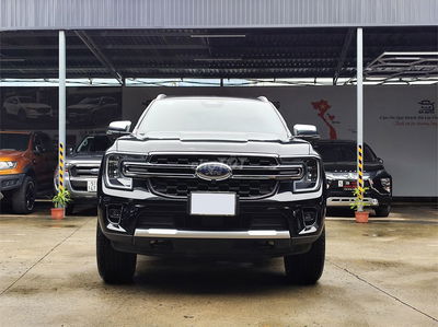 Ford Everest 2023 Titanium 2.0L 4x2 AT - 28000 km