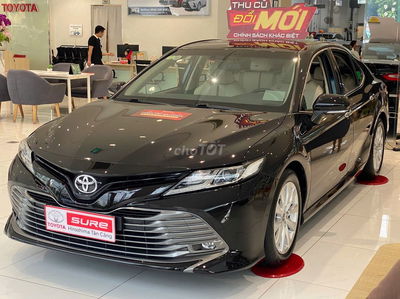 Toyota Camry 2019 2.0G - chính chủ - Bh chính hãng