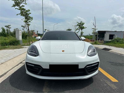 Porsche Panamera 4 Executive 2023 - 14888 km