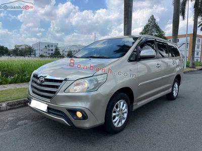 Xe Toyota Innova 2.0E 2014