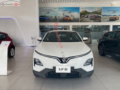 Xe VinFast VF6 Eco 2025