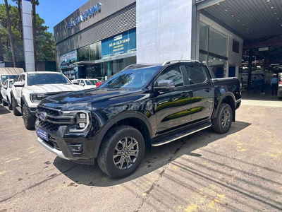 Cần bán Ford Wildtrak 2.0 4X4 AT - 24000 km