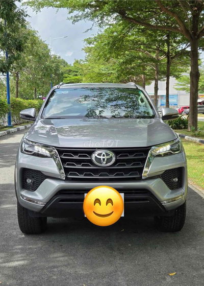 Toyota Fortuner 2020 2.4AT 4x2 - 135000 km