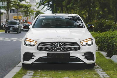 Mercedes E300 AMG V1 2022 Siu Đẹp