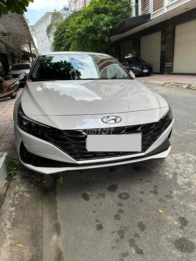 Hyundai Elantra 2023 1.6 AT Đặc biệt - 11174 km