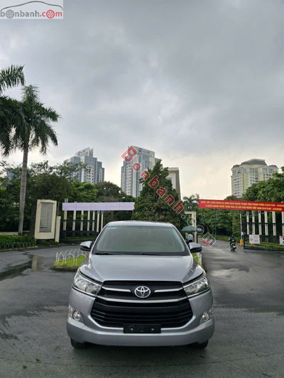 Xe Toyota Innova 2.0E 2020