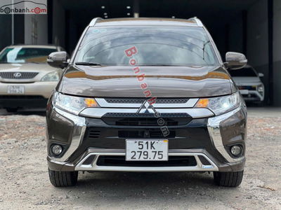 Xe Mitsubishi Outlander 2.0 CVT 2022