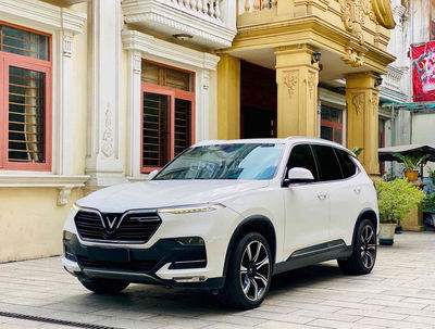 VinFast Lux SA2.0 2020 Premium 2.0 AT - 89000