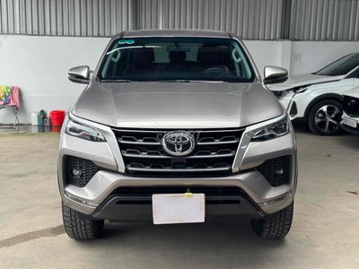 Toyota Fortuner 2022 2.4 4x2 AT - 55000 km