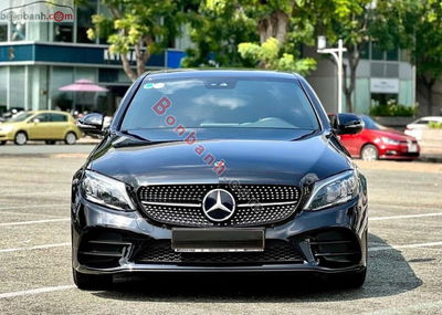 Xe Mercedes Benz C class C300 AMG 2020