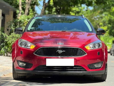 Ford Focus 1.5Sport sx 2016 màu đỏ lên nhiều đồ