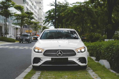 Mercedes E300 AMG V1 2022 Trắng/Đen Lướt 34.000Km