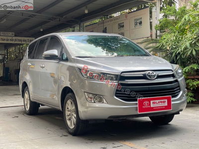 Xe Toyota Innova 2.0E 2020