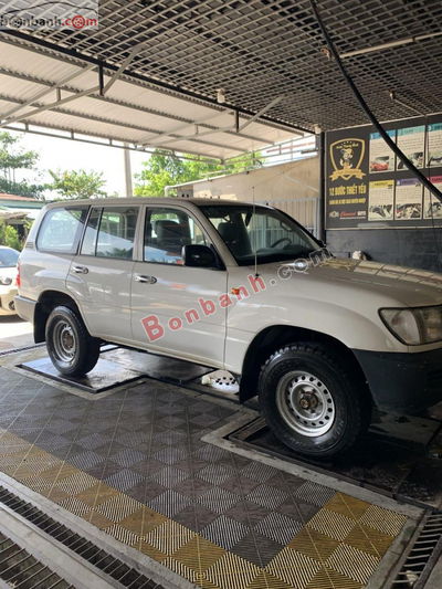 Xe Toyota Land Cruiser GX 4.5 2004