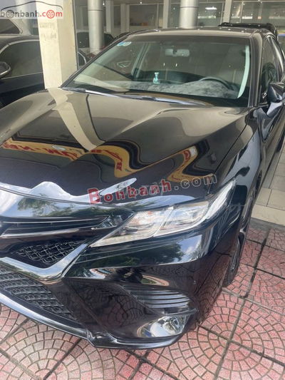 Toyota camry bản nhập 2019