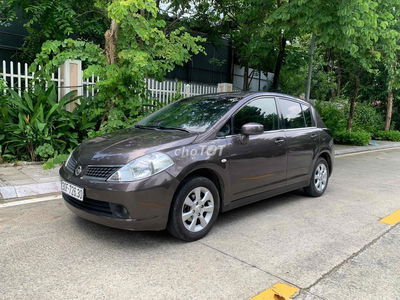 Nissan Tiida 1.6 AT 2009
