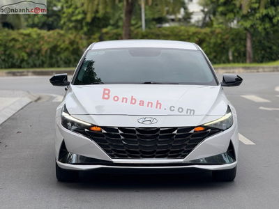 Xe Hyundai Elantra 1.6 AT Đặc biệt 2022