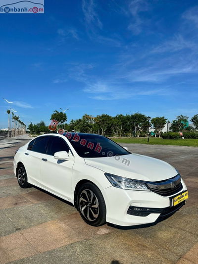 Xe Honda Accord 2.4 AT 2017