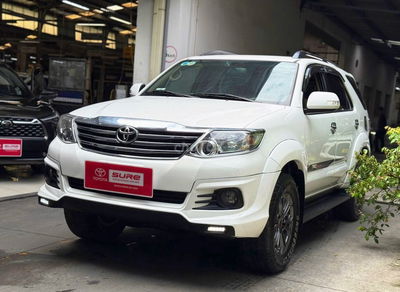 Toyota Fortuner 2.7V TRD XĂNG TỰ ĐỘNG 1 CẦU 2016