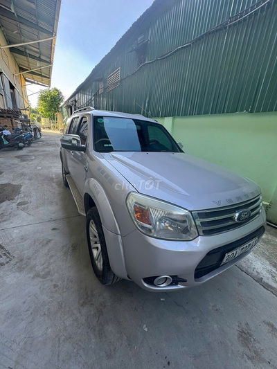 xe Ford Everest 2015 - 950000 km