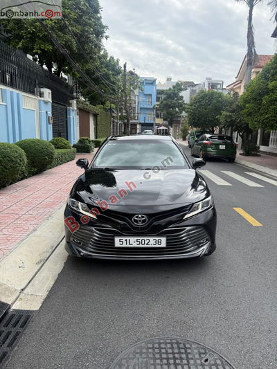 Xe Toyota Camry 2.0G 2021