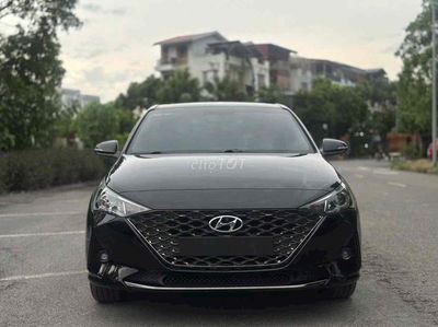 Hyundai Accent 2023 - 30000 km