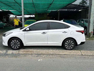 Hyundai Accent 2021 1.4 MT Tiêu chuẩn - 98000 km