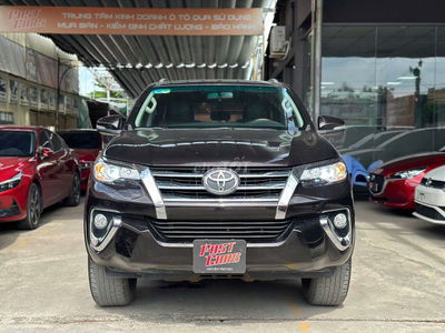 Toyota Fortuner 2017 2.7V 4x2, AT,máy xăng,màu nâu