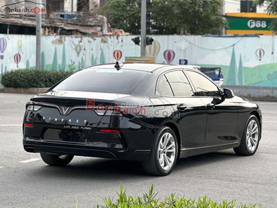 Vinfast lux a 2.0 bản base sản xuất 2022