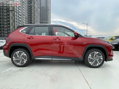 YARIS CROSS HEV 2025
