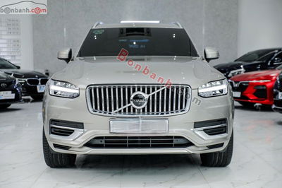 Xe Volvo XC90 Recharge T8 AWD 2021