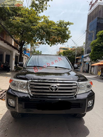 Xe Toyota Land Cruiser VX 4.6 V8 2015
