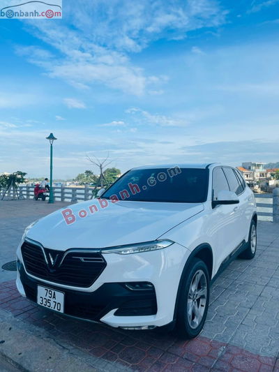 Xe VinFast Lux SA 2.0 2.0 AT 2021
