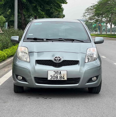 Toyota Yaris 2010 1.3 At